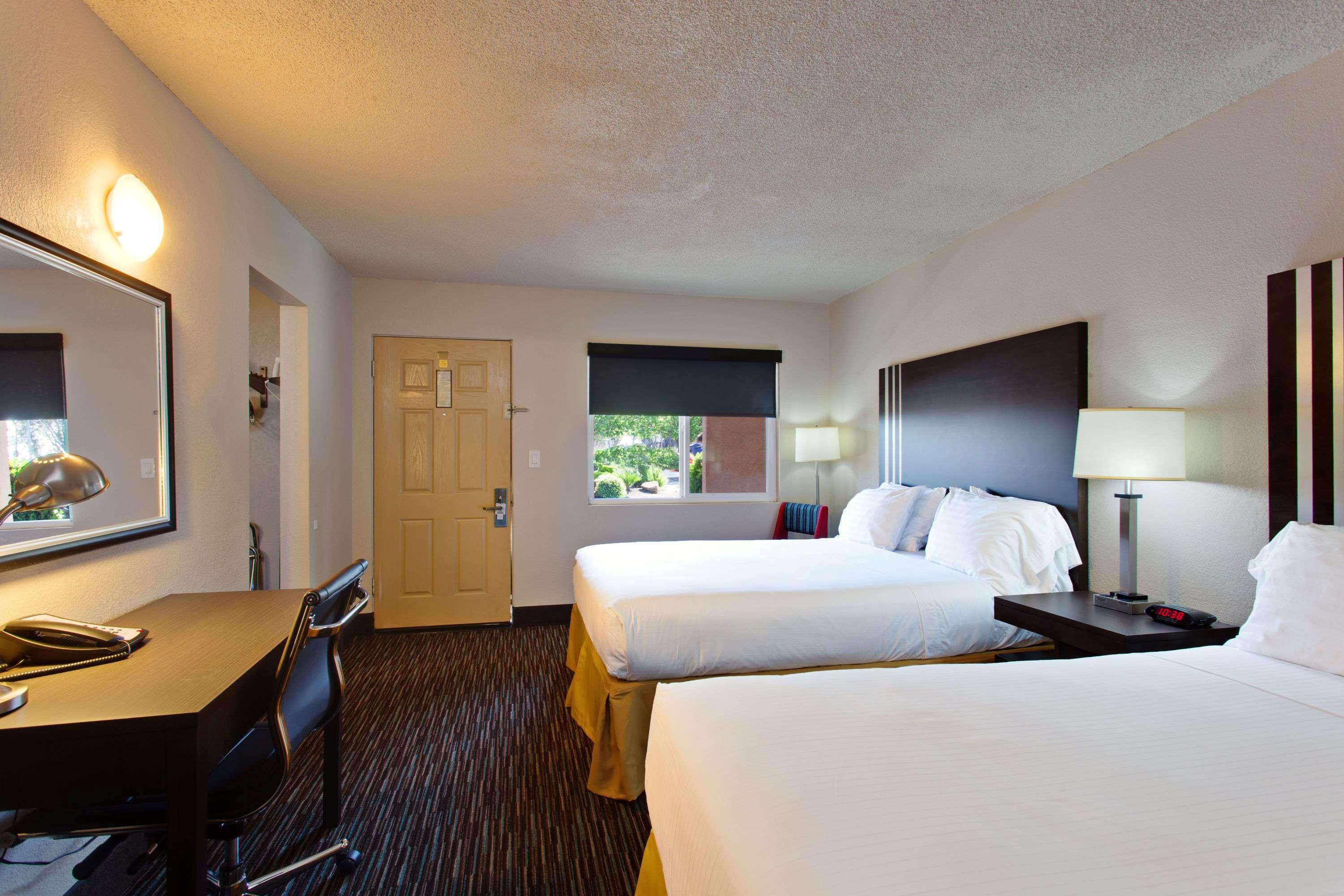 Days Inn By Wyndham Chowchilla Gateway To Yosemite Esterno foto