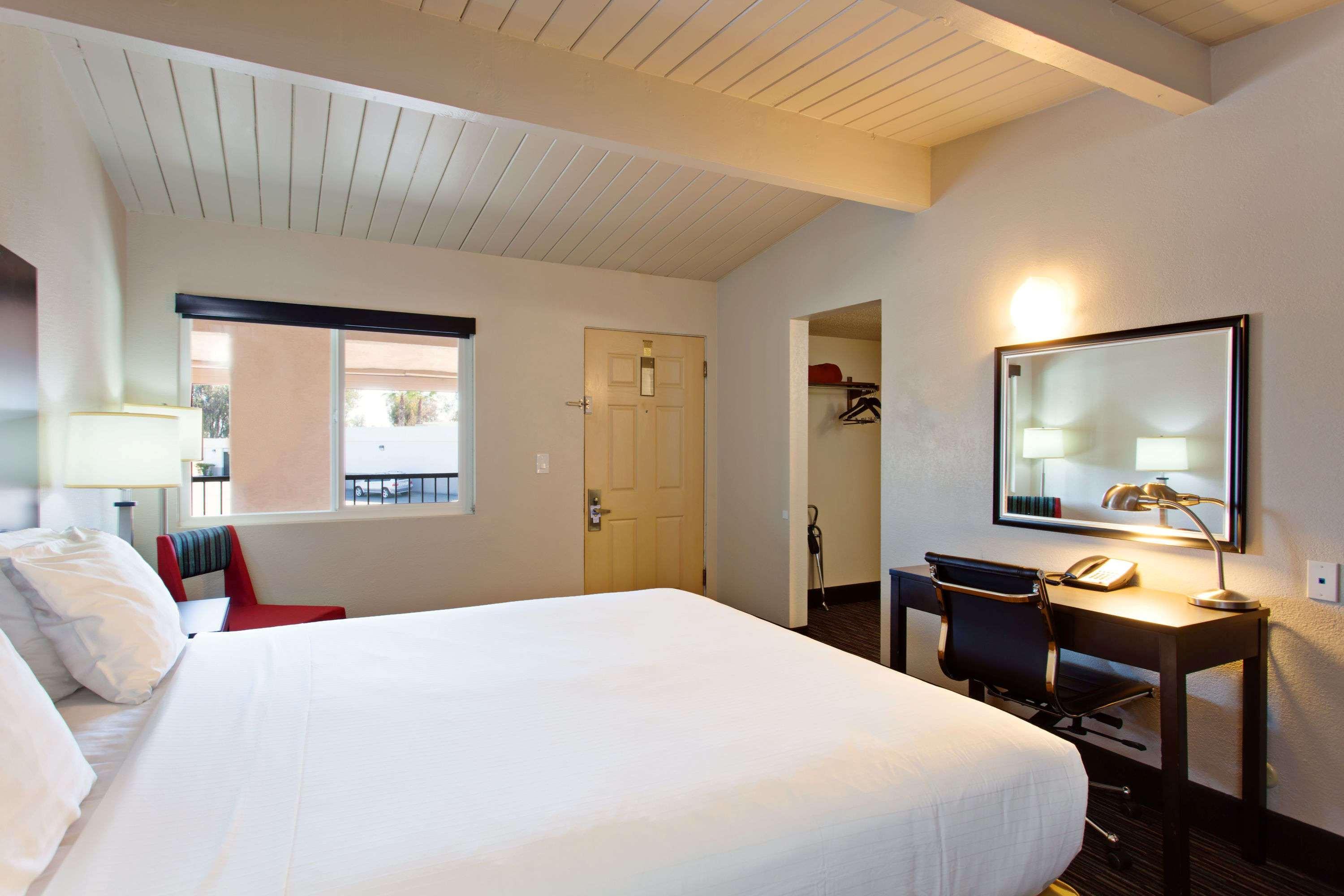 Days Inn By Wyndham Chowchilla Gateway To Yosemite Esterno foto