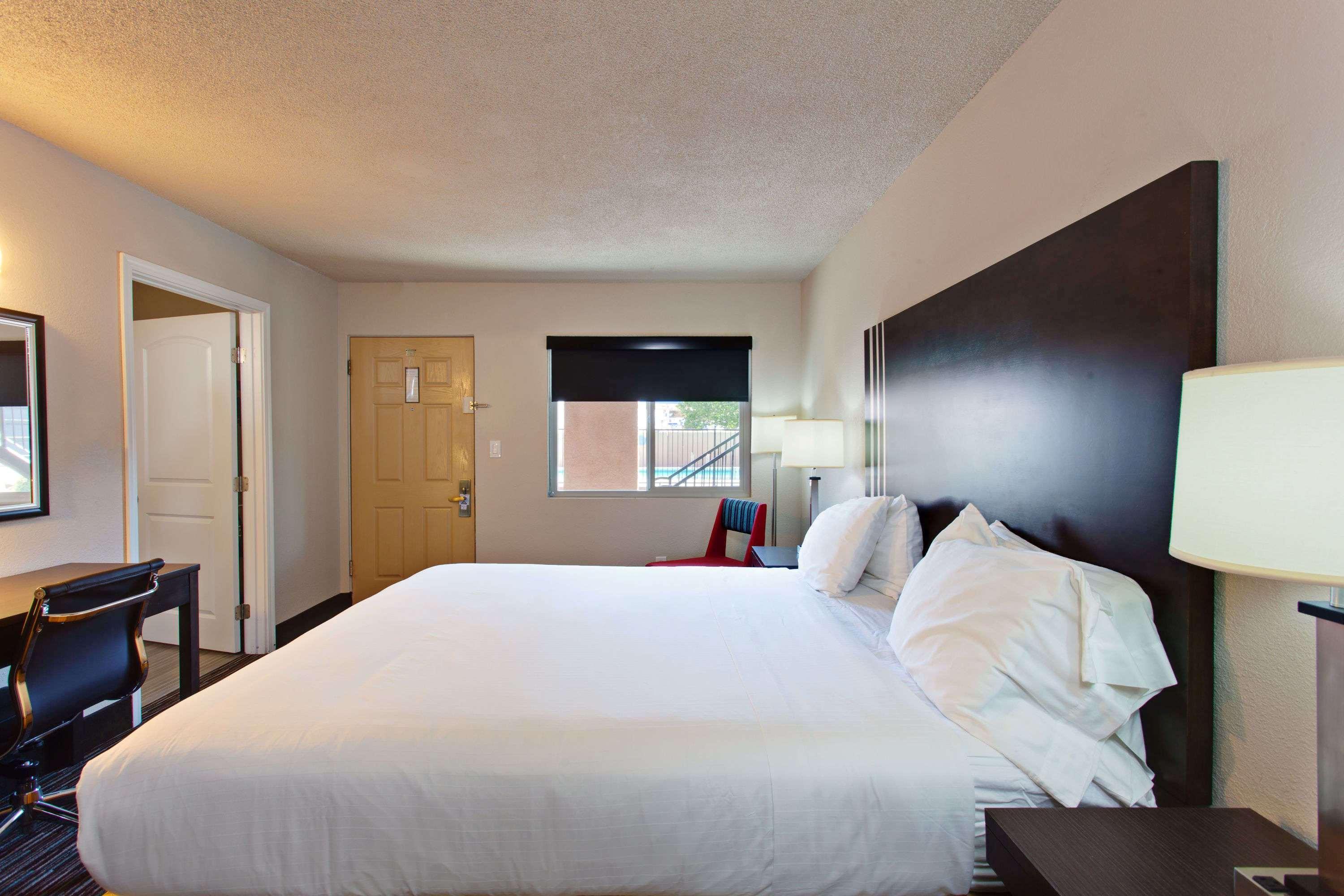 Days Inn By Wyndham Chowchilla Gateway To Yosemite Esterno foto