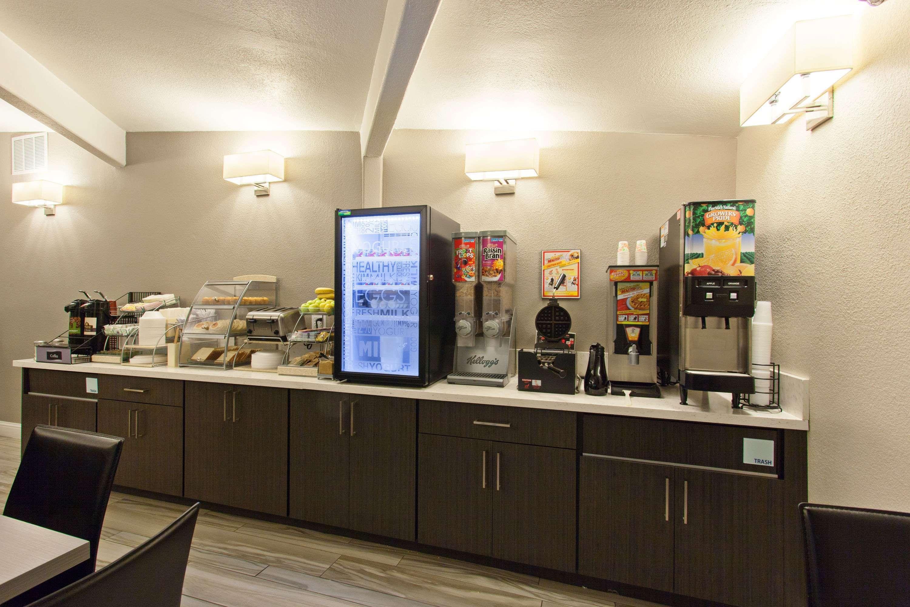 Days Inn By Wyndham Chowchilla Gateway To Yosemite Esterno foto